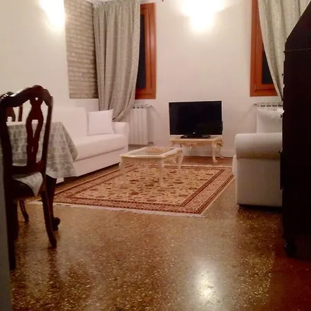Venice Romantic Home Room photo